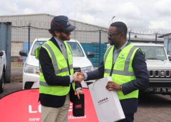 Partenariat : LOXEA Cameroun ravitaille la flotte de véhicules de AGL en LLD !