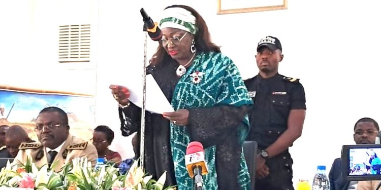 Transfert des crédits aux CTD : le Littoral et le Sud-Ouest reçoivent 2,1 milliards du MINHDU pour 41 communes.